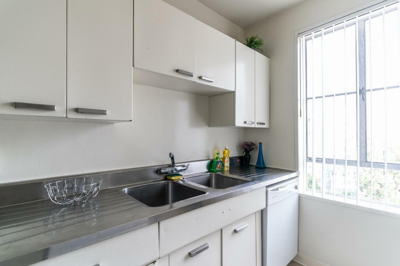 2 Bedroom Condo With A View Near The Grove Los Angeles Exterior foto
